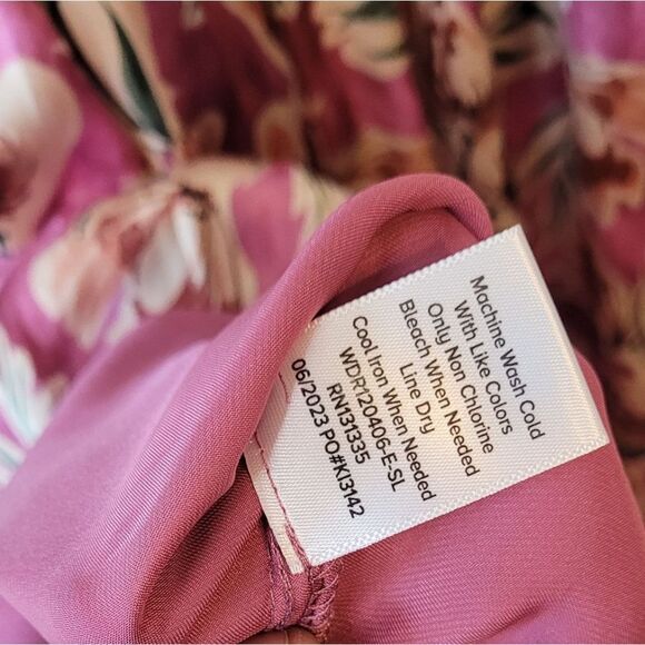 Evereve Women's Magenta Floral Smocked Waist Dress Size XS - Picture 7 of 8